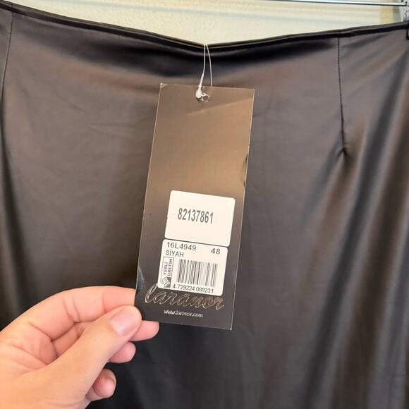 Laranor Skirt Womens 4xl Black Flywheel Detail Asymmetrical Cut Diver Crepe NWT - Picture 8 of 11